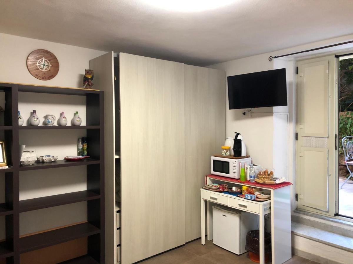 Arenada Private Rooms And Apartment Sud Cagliari Dış mekan fotoğraf