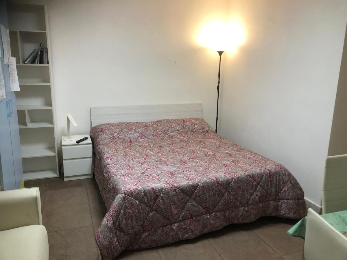 Arenada Private Rooms And Apartment Sud Cagliari Dış mekan fotoğraf