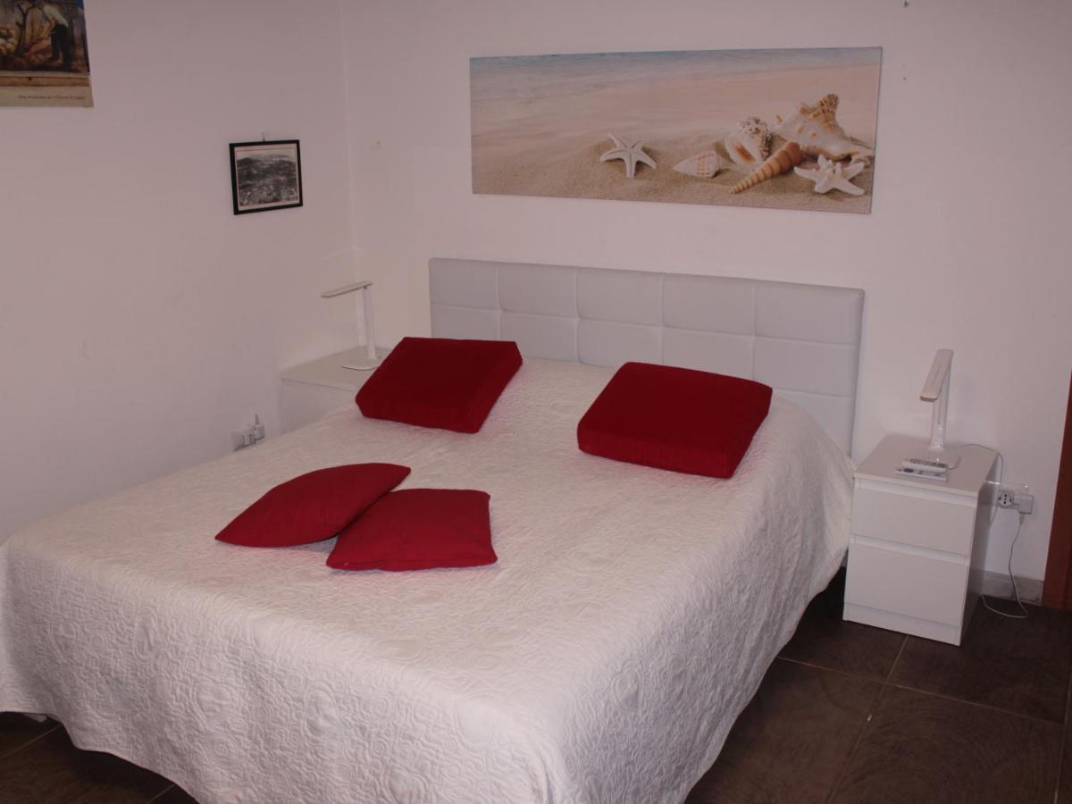 Arenada Private Rooms And Apartment Sud Cagliari Dış mekan fotoğraf